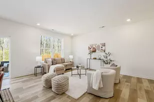 324 Postle Blvd, Columbus, OH 43228 - Photo 2