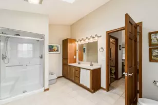 8085 Dorsey Mill Rd SE, Heath, OH 43056 - Photo 30