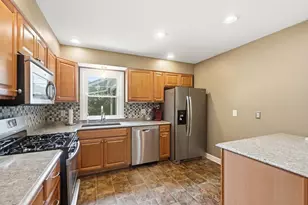 751 Garrett Dr, Columbus, OH 43214 - Photo 12