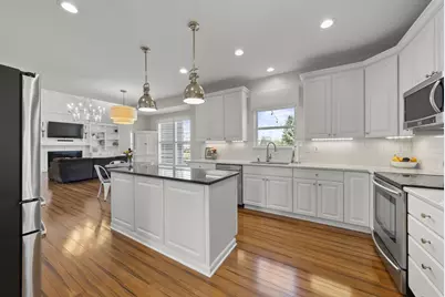 4004 Village Club Drive, Powell, OH 43065 - Photo 2