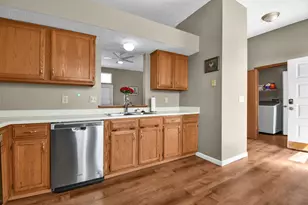 7592 Kittansett Ln, Pickerington, OH 43147 - Photo 6