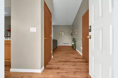 7592 Kittansett Lane, Pickerington, OH 43147 - Photo 2