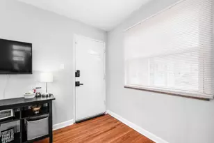 1775 Northwest Ct, Columbus, OH 43212 - Photo 8