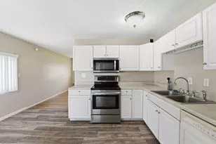 5584 Newport Ct, Columbus, OH 43232 - Photo 12