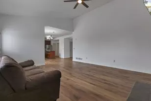 358 Linden Cir, Pickerington, OH 43147 - Photo 12