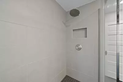 95 E Gates Street, Columbus, OH 43206 - Photo 38