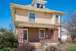 219 Coshocton Ave, Mount Vernon, OH 43050 - Photo 2