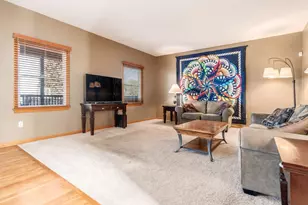 4645 Meadow Grove Dr NW, Carroll, OH 43112 - Photo 12