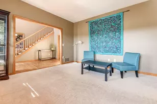 4645 Meadow Grove Dr NW, Carroll, OH 43112 - Photo 8