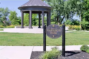 998 Perry St, Columbus, OH 43201 - Photo 4