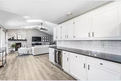 637 Ridenour Road, Columbus, OH 43230 - Photo 18