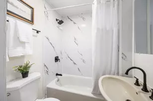 2227 Homestead Dr, Columbus, OH 43211 - Photo 18