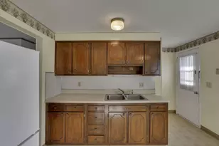 1093 Harwood Dr, Columbus, OH 43228 - Photo 16