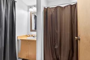 288 W Orchard Ln, Columbus, OH 43214 - Photo 36