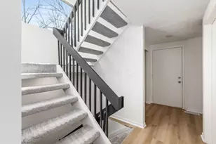 3230 Donalda Ct, Columbus, OH 43231 - Photo 8