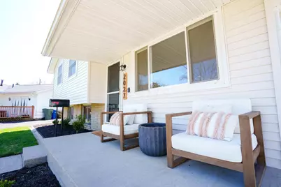 2027 Shawbury Court W, Columbus, OH 43229 - Photo 4