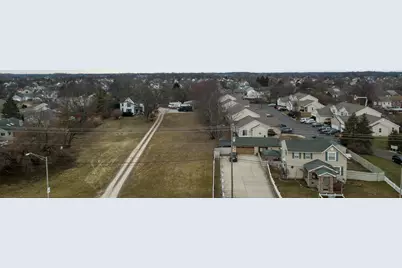 5260 Westbury Drive #14A, Columbus, OH 43228 - Photo 10