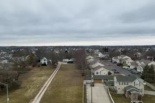 5260 Westbury Dr, Columbus, OH 43228 - Photo 10