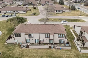 5260 Westbury Dr, Columbus, OH 43228 - Photo 4