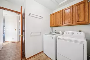 5331 Bethel Park Dr, Columbus, OH 43235 - Photo 8