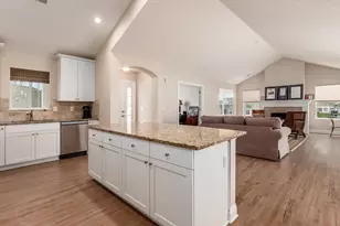 109 Narragansett Dr, Buckeye Lake, OH 43008 - Photo 14