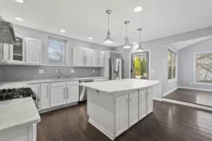 924 Hamlet St, Columbus, OH 43201 - Photo 14