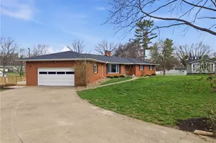 3221 Arrow Point Dr, Zanesville, OH 43701 - Photo 2