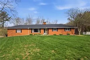 3221 Arrow Point Dr, Zanesville, OH 43701 - Photo 1