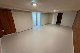 826 S Yearling Rd, Columbus, OH 43213 - Photo 18