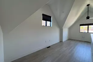 973 E Broad St, Columbus, OH 43205 - Photo 12