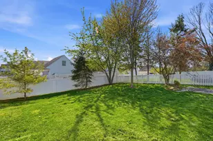 2424 Delowe St, Grove City, OH 43123 - Photo 6