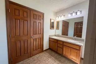 352 Highbanks Valley Ct, Newark, OH 43055 - Photo 6