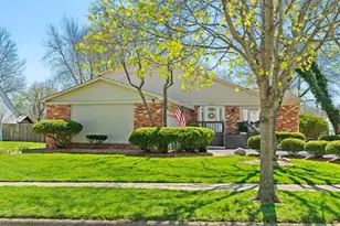 2387 Sonnington Dr, Dublin, OH 43016 - Photo 2