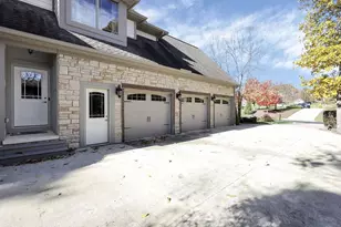 1551 Riverwood Ln, Powell, OH 43065 - Photo 64