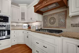 1551 Riverwood Ln, Powell, OH 43065 - Photo 20