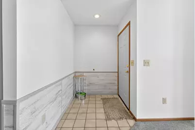 2679 Trottersway Drive, Columbus, OH 43235 - Photo 8