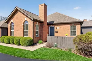 2679 Trottersway Dr, Columbus, OH 43235 - Photo 1