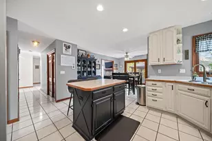 4581 Bent Creek Pl, Grove City, OH 43123 - Photo 6