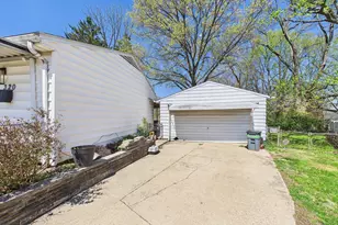 320 Kline Ct, Lancaster, OH 43130 - Photo 2