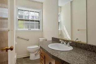 4360 Woodhall Rd, Columbus, OH 43220 - Photo 26