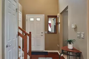 641 Meadows Dr, Delaware, OH 43015 - Photo 4