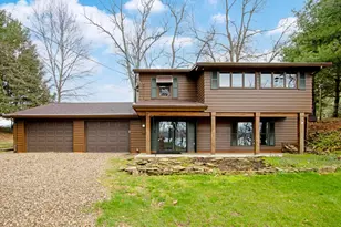 4225 Covert Rd, Perrysville, OH 44864 - Photo 2