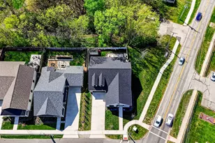 36 N Clinton St, Canal Winchester, OH 43110 - Photo 4