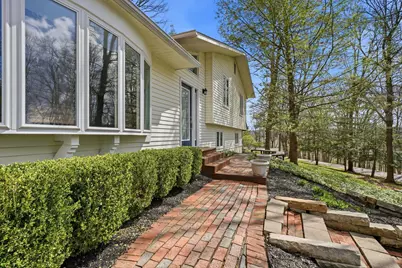 328 Pinetree Drive NE, Granville, OH 43023 - Photo 4