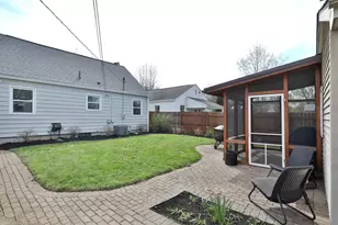 312 E Royal Forest Blvd, Columbus, OH 43214 - Photo 8