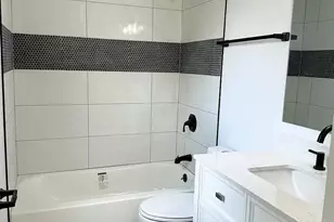 8800 Hubbard Dr N, Galloway, OH 43119 - Photo 12