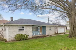 1170 St Agnes Ave, Columbus, OH 43204 - Photo 2