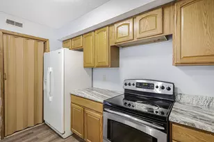 4919 Dublin Falls, Columbus, OH 43221 - Photo 14