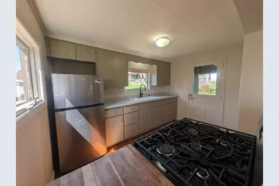 114 W Sheridan Avenue, Somerset, OH 43783 - Photo 8