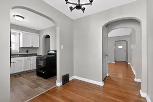 691 S Hampton Rd, Columbus, OH 43213 - Photo 18